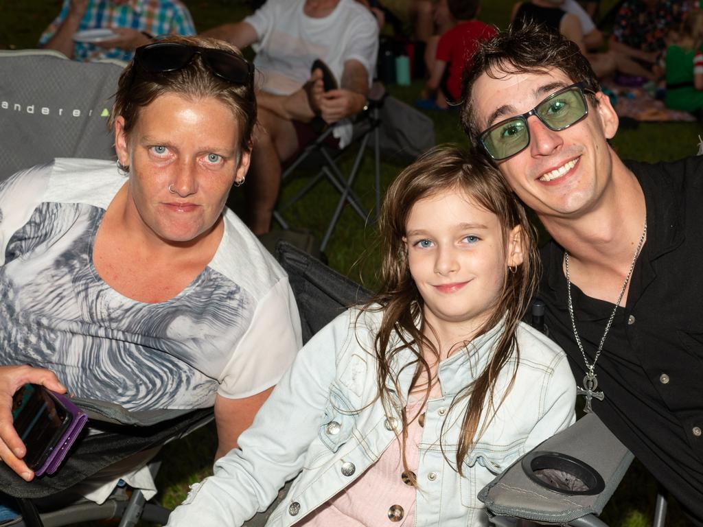 Samantha, Katherine and Jaxxyn Voiges at Habana Carols Under the Stars 2023. Saturday 23 December 2023 Picture:Michaela Harlow