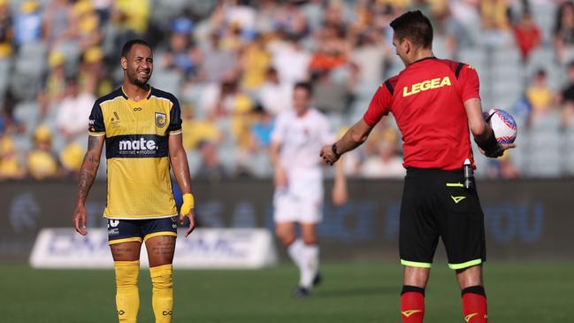 GOSFORD, AUSTRALIA - NOVEMBER 12: Marco TÃ&#131;Âºlio of the Mariners reacts to Referee Jonathon Barreiro following a penalty being over turned during the A-League Men round four match between Central Coast Mariners and Brisbane Roar at Industree Group Stadium, on November 12, 2023, in Gosford, Australia. (Photo by Scott Gardiner/Getty Images)