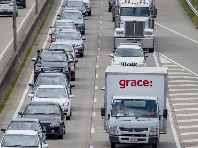 M1 holiday traffic heading south (on the right). Taken from the Bermuda street exit. Picture: Jerad Williams