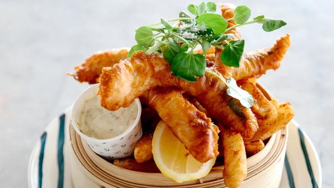 Try the fish and chips at Patonga Boathouse Hotel.