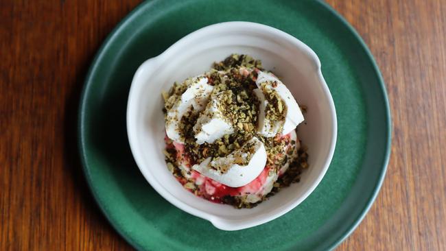 Rhubarb fool.