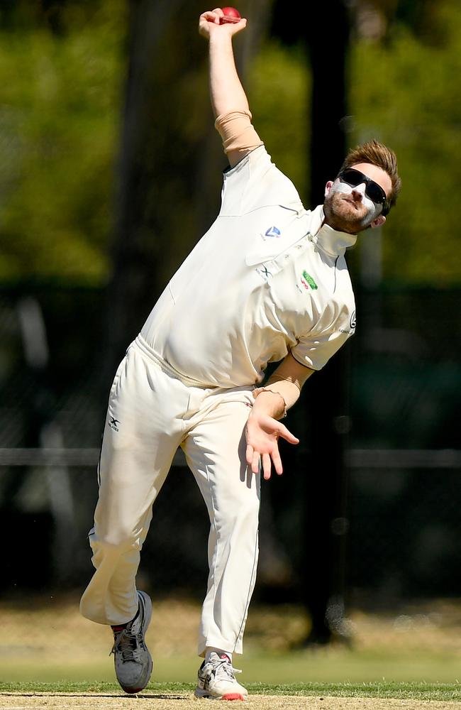 Jacob Thorne of Caulfield bowls. (Photo by Josh Chadwick)