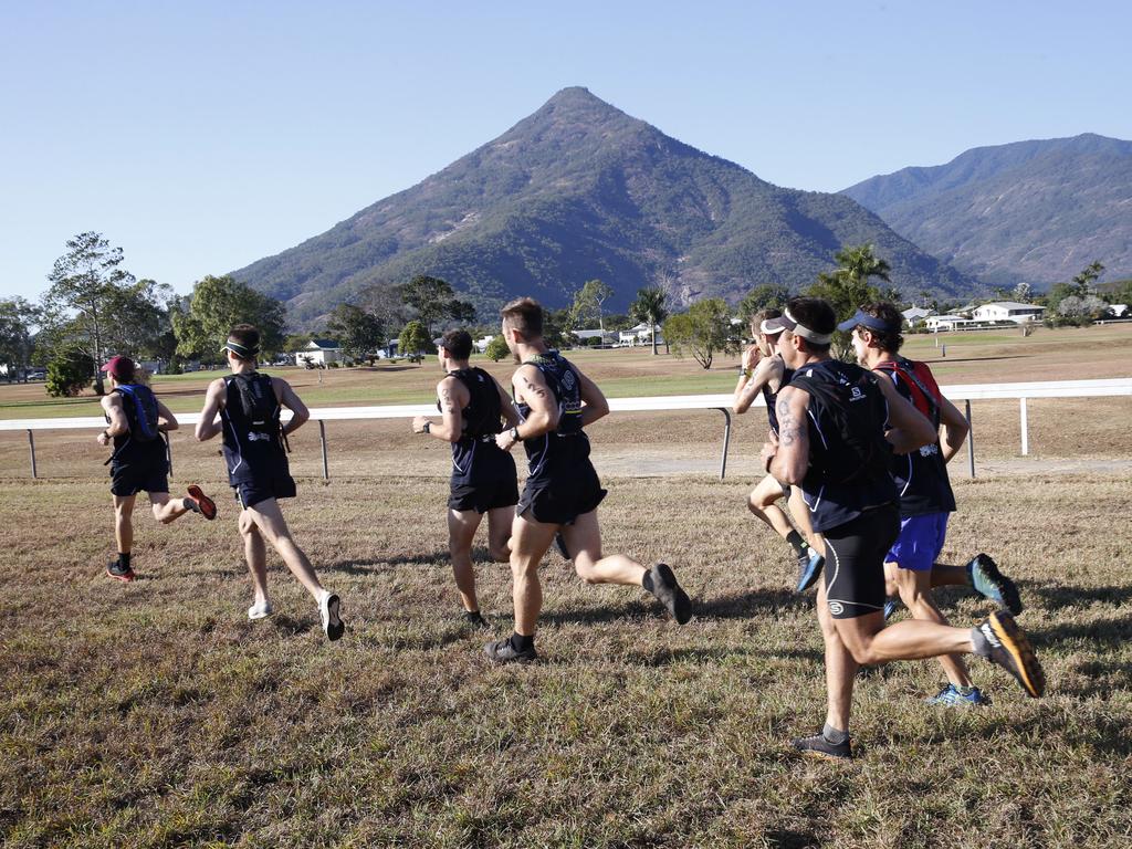 Pyramid Run Runner Who Collapsed On The Return Trip Of The Great Pyramid Race Is Stable In Cairns Hospital The Cairns Post