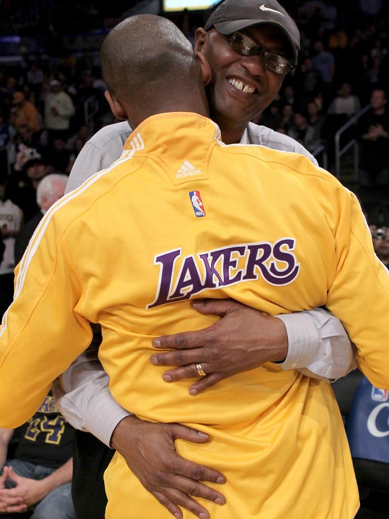 Kobe bryant cheap and dad