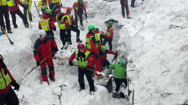 Italy avalanche survivors: They ate snow while they waited for rescue ...