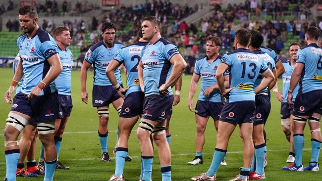 The Waratahs react after the Rebels final try during the Round 3 Super Rugby match between the Melbourne Rebels and NSW Waratahs at AAMI Park in Melbourne, Friday, February 14, 2020. (AAP Image/Scott Barbour) NO ARCHIVING, EDITORIAL USE ONLY