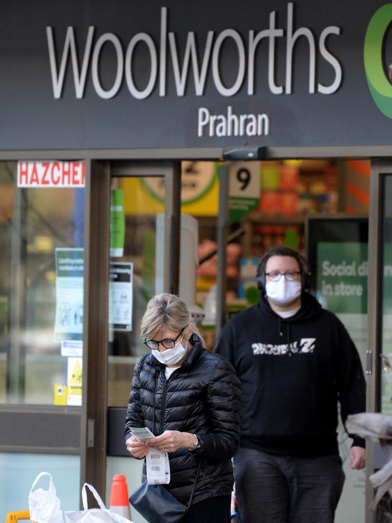 Customers will not be approached if they choose not to wear a mask, except in Victoria (pictured), where it is necessary. Picture: NCA NewsWire / Andrew Henshaw