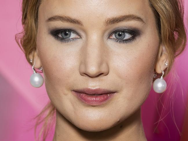 LONDON, ENGLAND - OCTOBER 08: Jennifer Lawrence attends the "Causeway" European premiere during the 66th BFI London Film Festival, at the BFI Southbank on October 08, 2022 in London, England. (Photo by Gareth Cattermole/Getty Images for BFI)