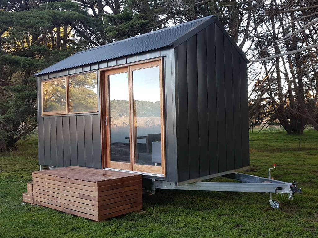 Farmers make extra money from tiny home accommodation | The Weekly Times