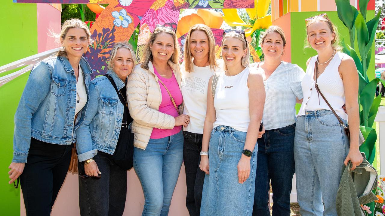 Lauren Mostyn (left) with Julie Kerr, Tyla Mostyn, Alana Wilson, Nikki Reeves, Amie Dick and Kirsty McCabe. Toowoomba Carnival of Flowers Festival of Food and Wine. Saturday September 14th, 2024. Picture: Bev Lacey