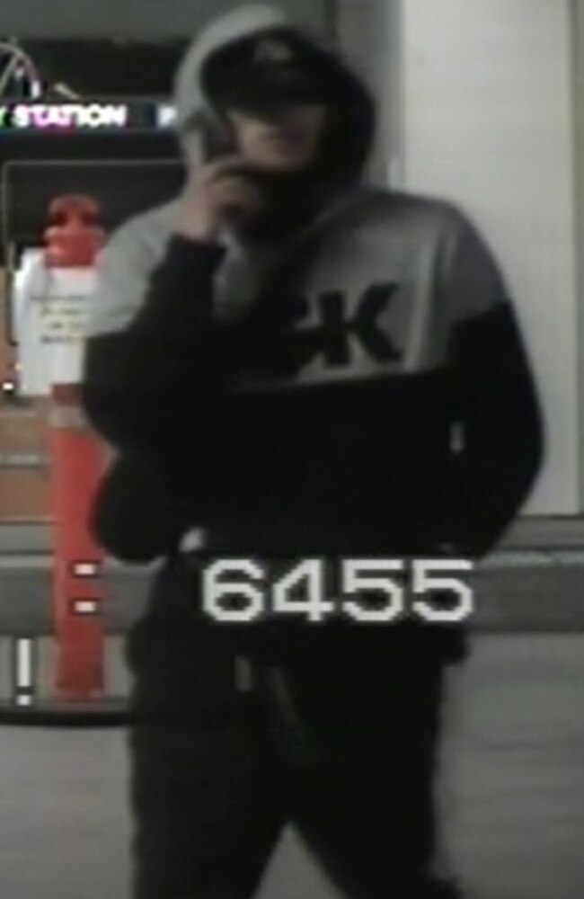 Police wish to speak to this man in relation to a theft of a laptop and car keys in Beaumaris.