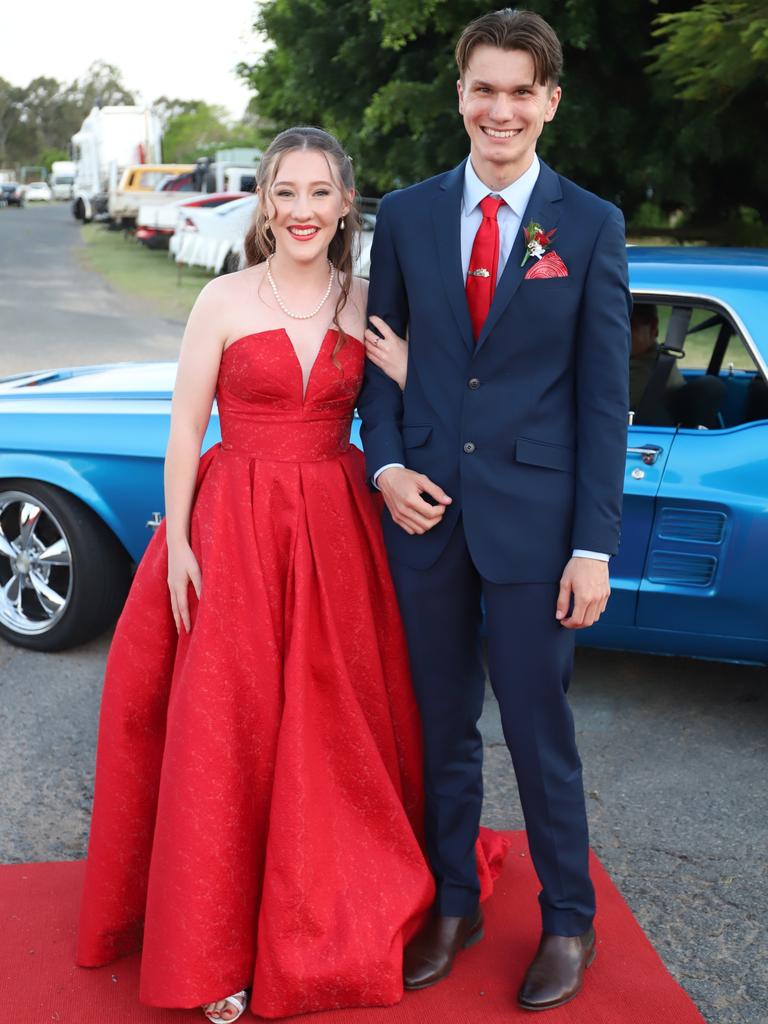 Renae Cotter and Nathan Dixon at the James Nash State High School formal 2022.