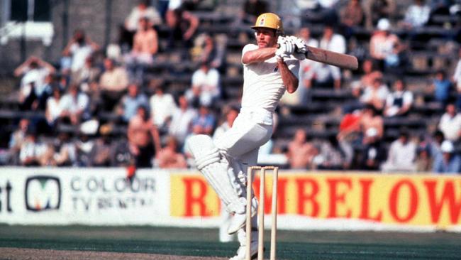 Aust cricketer Ian Chappell batting hook shot Sep 1979. (Pic: Australian Picture Library/Allsports/Murrell)