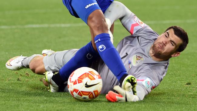 Socceroos keeper Mat Ryan has won the Harry Kewell award for the second year running.