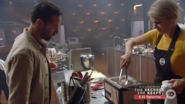 MasterChef use Hibachi grill to cook prawns MasterChef