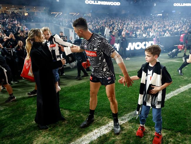 Scott Pendlebury with son Jax, wife Alex and daughter Darcy before his 400th match. Picture: Michael Willson/AFL Photos