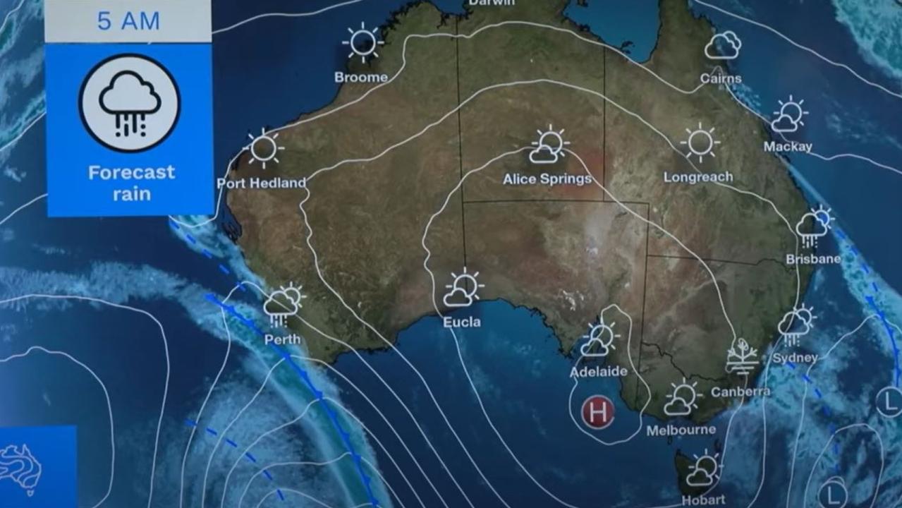 A low in the Tasman is funnelling moisture to the eats coast. Picture: Bureau of Meteorology.