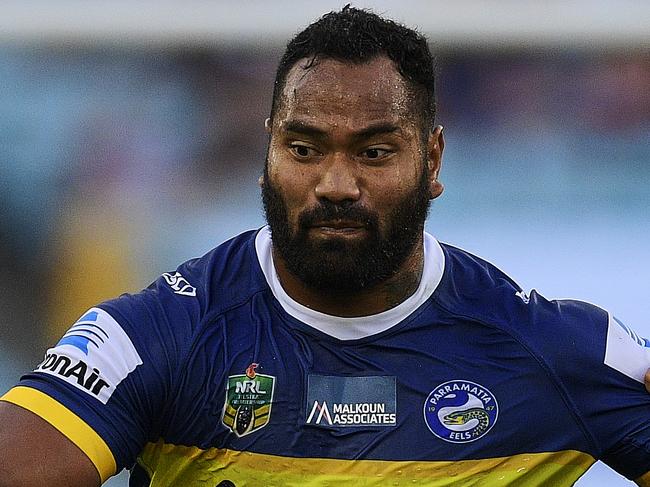 SYDNEY, AUSTRALIA - APRIL 02: Tony Williams of the Eels runs the ball during the round four NRL match between the Wests Tigers and the Parramatta Eels at ANZ Stadium on April 2, 2018 in Sydney, Australia.  (Photo by Brett Hemmings/Getty Images)