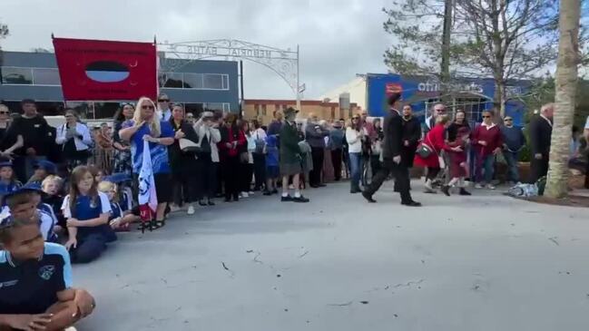 Crowd in Lismore CBD as city marks Anzac Day