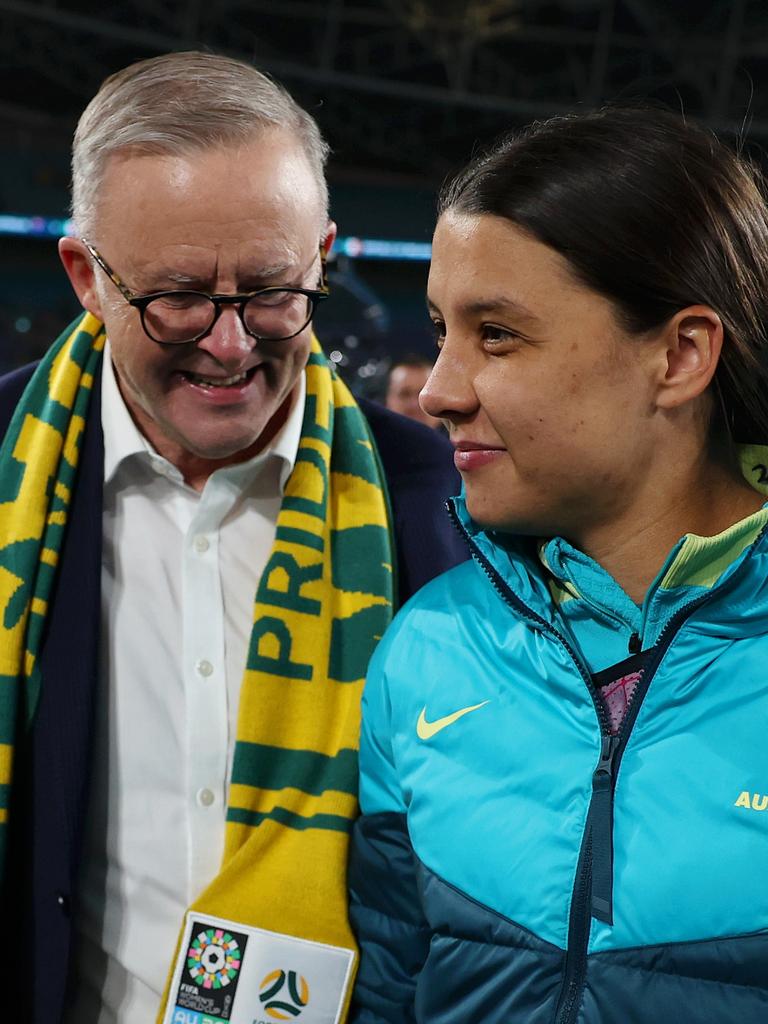 Sam Kerr with Prime Minister Anthony Albanese. Picture: Getty Images