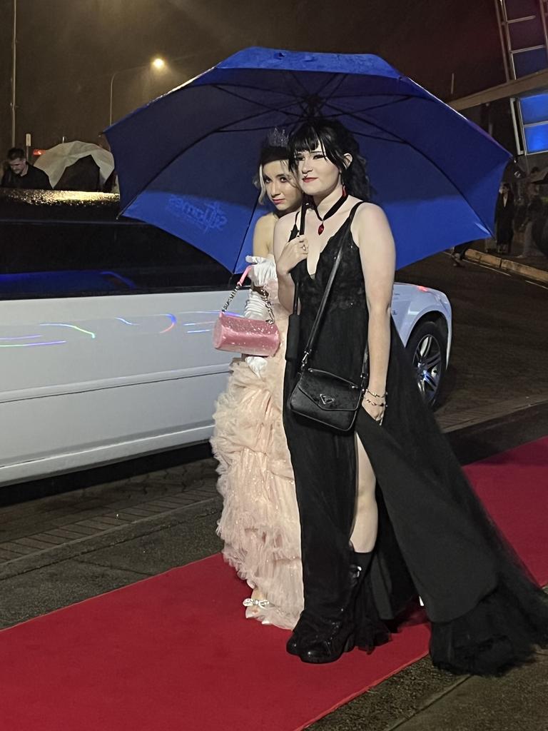 Loni Owens and Mia Knowles arrive at the formal.