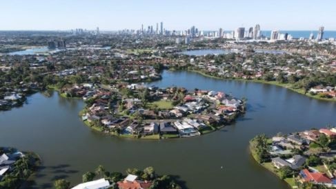 Aerial of Lake Hugh Muntz on the Gold Coast.