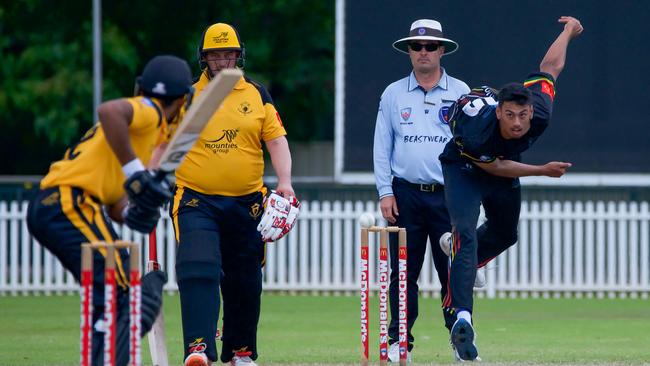 Hunar Verma bowling for Penrith against Blacktown Mounties in Round 3 of the NSW Premier Cricket T20 competition at Howell Oval, 6 November 2022, Penrith. Picture: Thomas Lisson