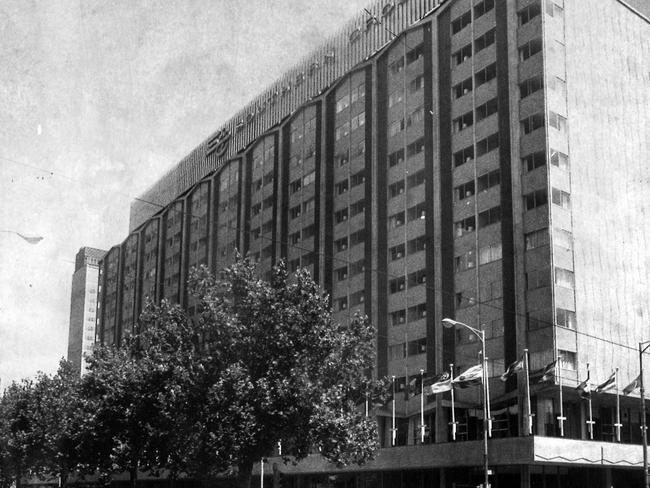 The exterior of the Southern Cross Hotel as it was in November 1972.