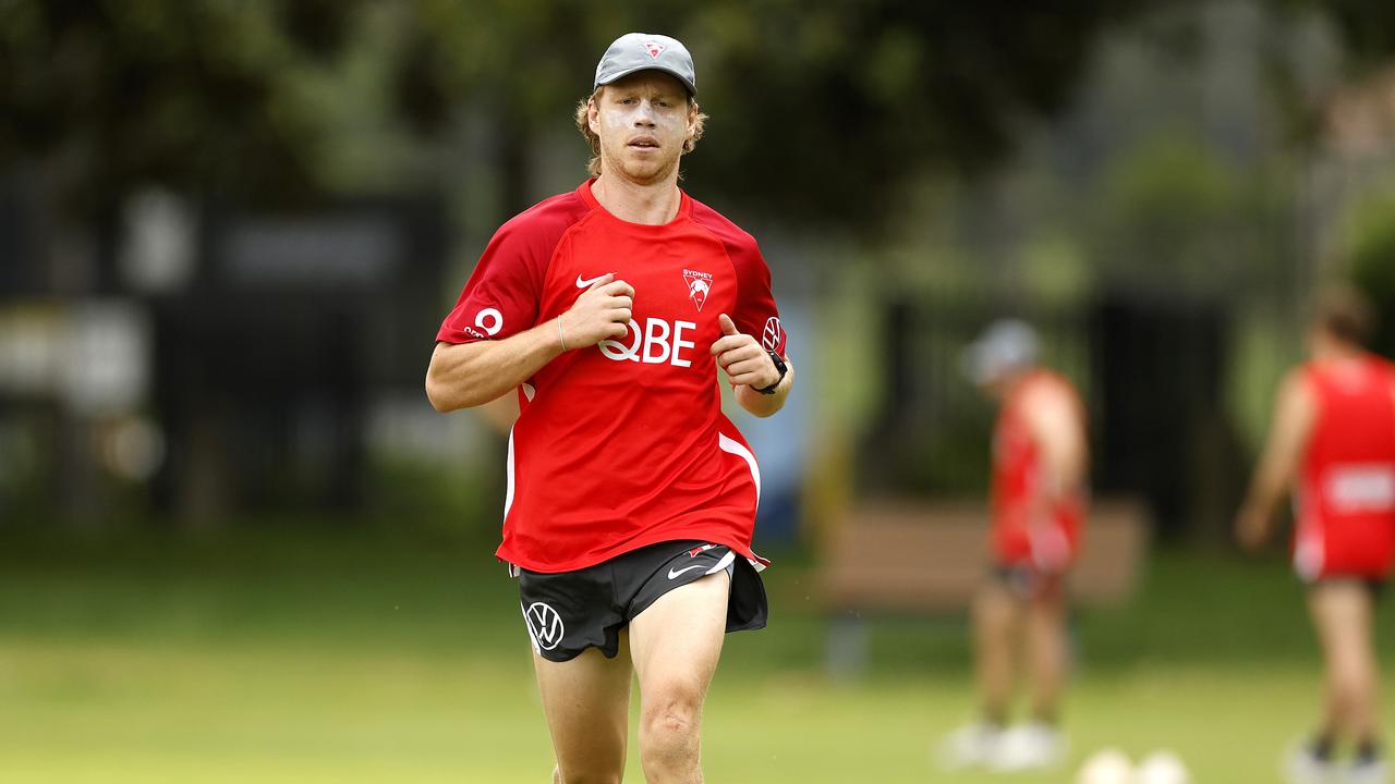 Callum Mills running during pre-season. Picture: Phil Hillyard