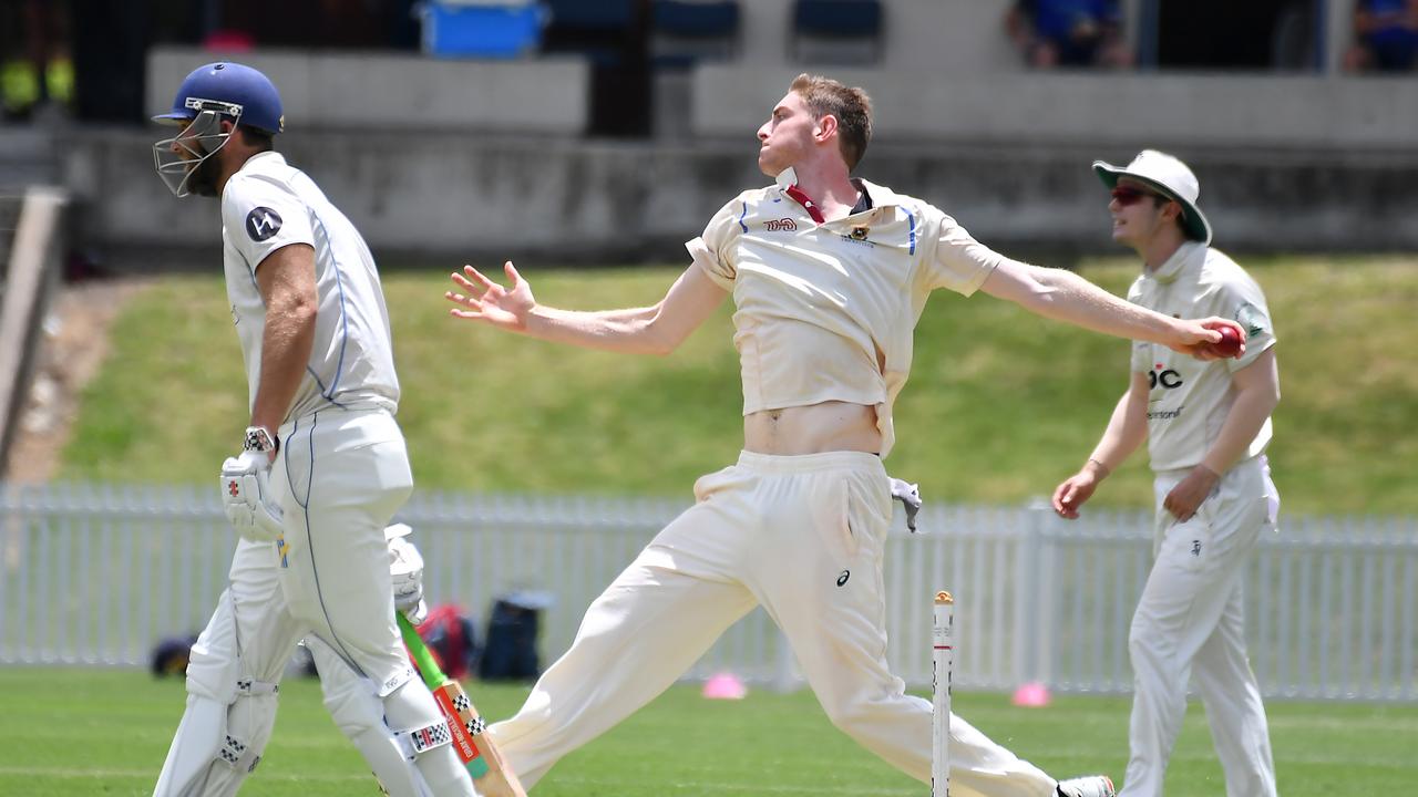 Uni bowler Matt Wilans Premier club cricket between University of Queensland and Gold Coast. Saturday January 21, 2023. Picture, John Gass