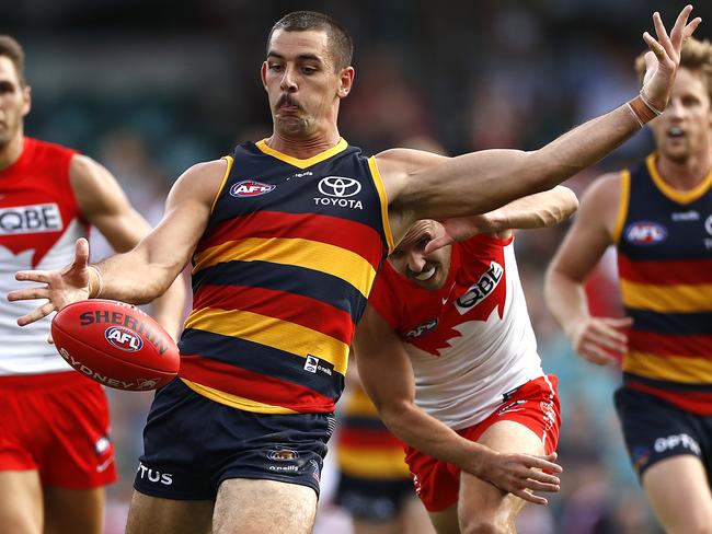 SYDNEY, AUSTRALIA - MARCH 27: Taylor Walker of the Crows kicks a goal during the round 2 AFL match between the Sydney Swans and the Adelaide Crows at Sydney Cricket Ground on March 27, 2021 in Sydney, Australia. (Photo by Ryan Pierse/AFL Photos/via Getty Images)