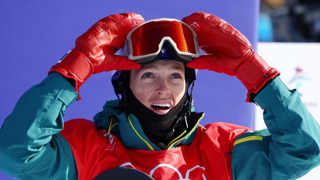 Scotty James reacts to the scores during the men’s half-pipe final.