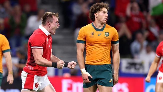 Nick Tompkins celebrates scoring his team's second try for Wales. Picture: Getty Images