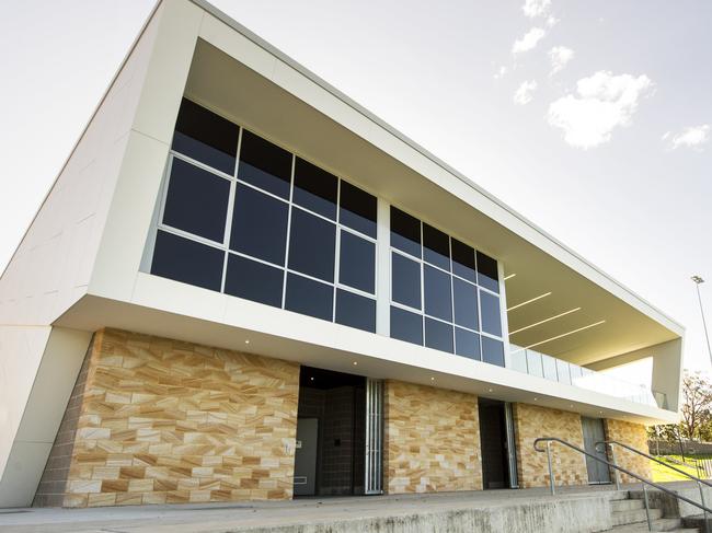 NORTHERN DISTRICT TIMES/AAP. Exterior of the new West Epping Park pavilion at Epping on Friday, 20 March, 2020. The recently completed pavilion has been welcomed by local junior sports clubs. (AAP IMAGE / Troy Snook)