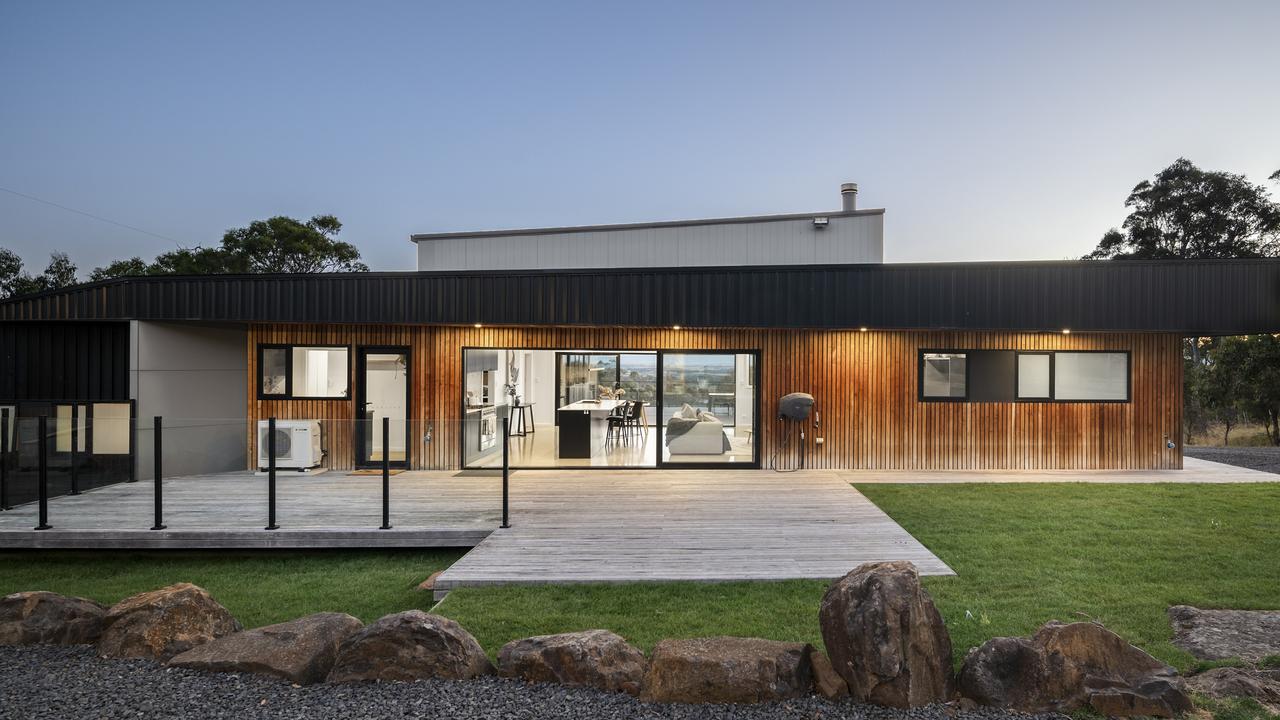 Tas most-popular home offers tranquil bush life near the city