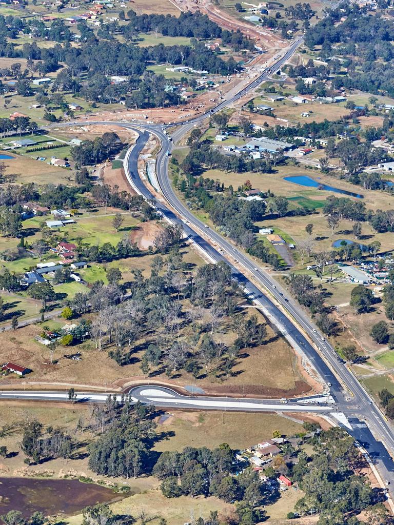 Macarthur region’s transport infrastructure; The Northern Rd, Outer ...