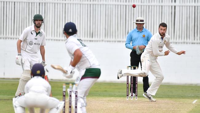 Gold Coast bowler Tyler Smith. Picture, John Gass