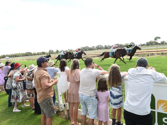 The Bairnsdale Cup Day 2025. Picture: David Smith
