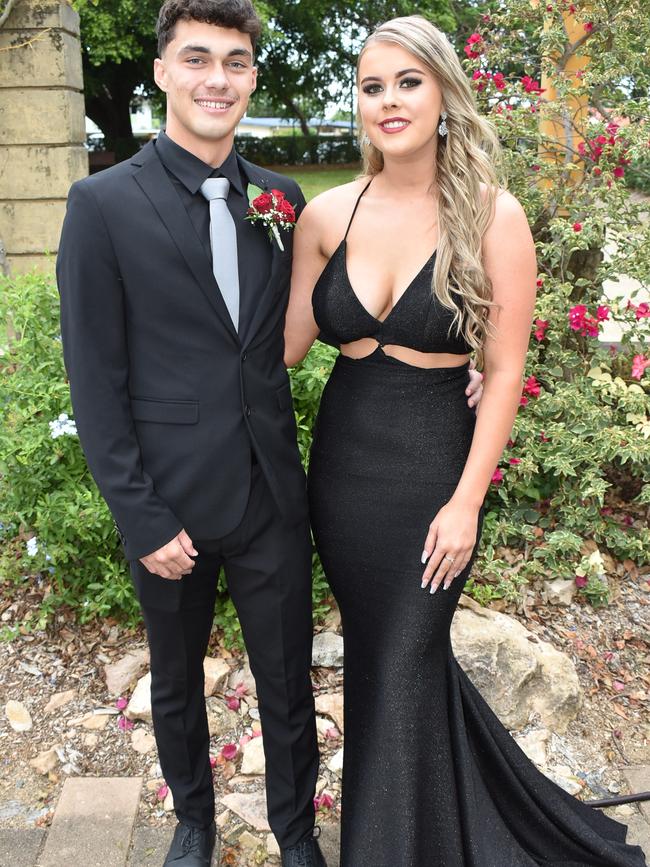 Will Morgan and Gracie Jordan looked stunning for the Mackay State High School 2021 Year 12 formal, November 16, 2021. Photo: Tara Miko and Janessa Ekert