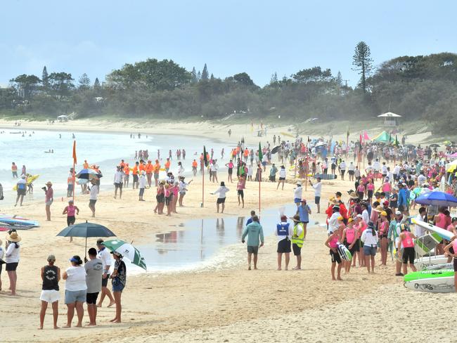 Sunshine Coast under-11 to under-15 Branch Championships at Mooloolaba Beach. Photo: John McCutcheon / Sunshine Coast Daily