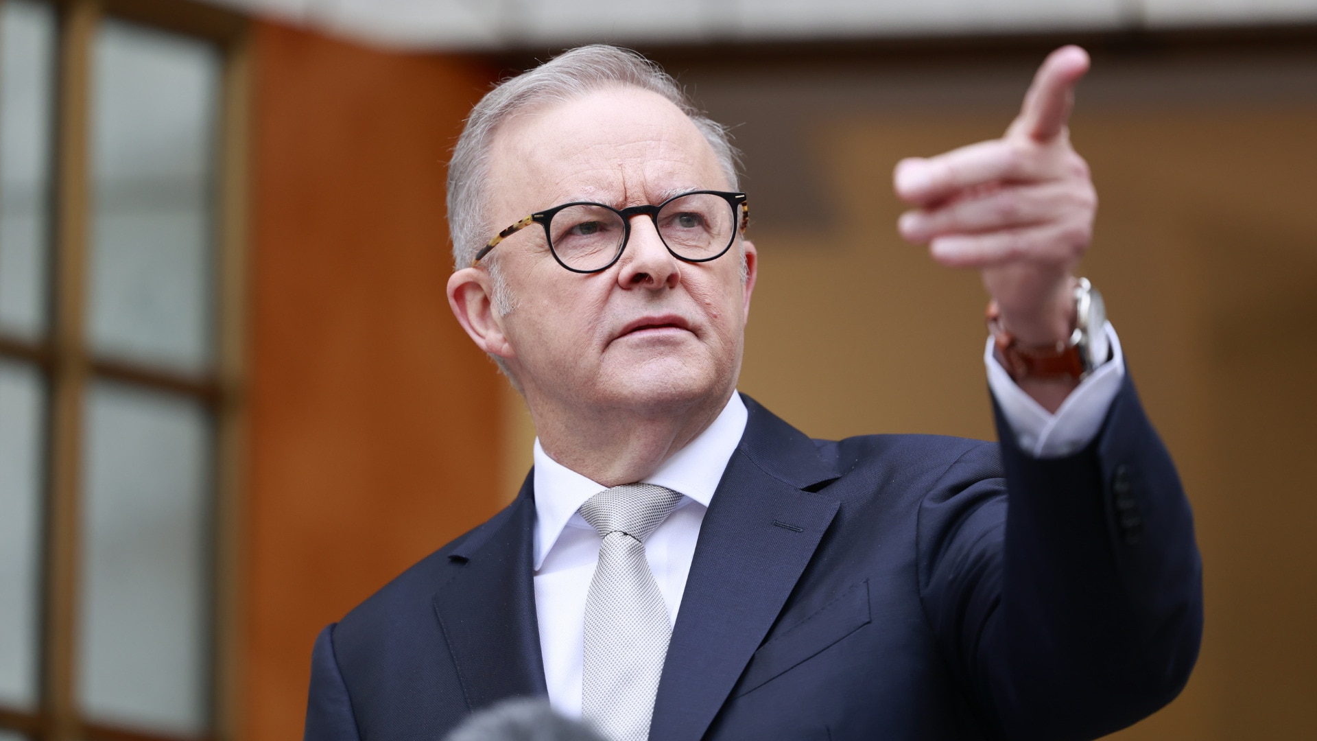 Senior Labor ministers set to be dumped from their roles
