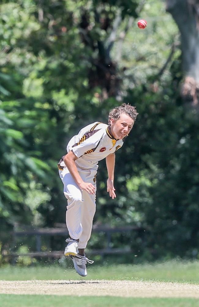 AIC First XI cricket between Villanova College and Padua College; Photography by Stephen Archer