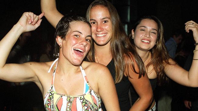 Rachel and Cushla Allan with Lisa Storey in 2002. Picture: Steve Pohlner