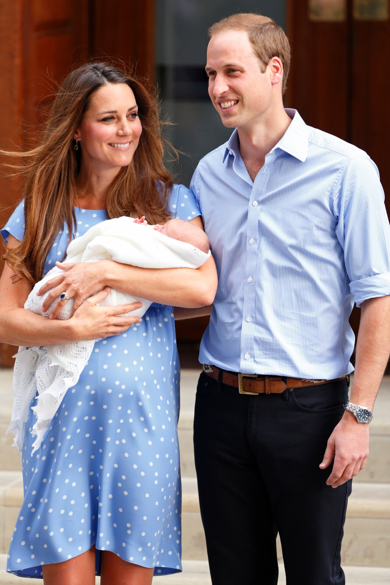 <p>Kate wears Jenny Packham on July 23, 2013.</p>