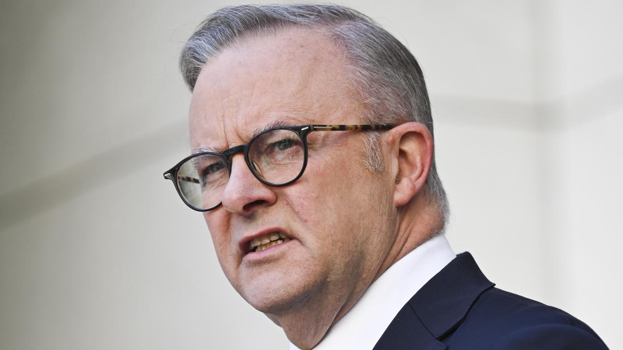 Prime Minister Anthony Albanese called on supermarkets to ‘get your act together’. Picture: NewsWire/ Martin Ollman