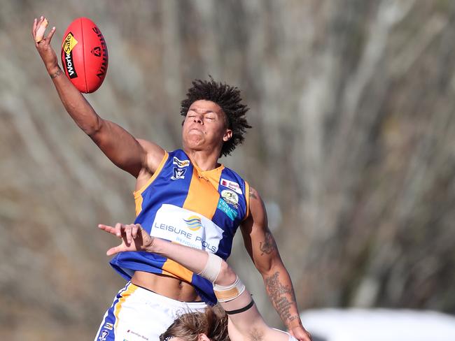 Bendigo FNL, Round 7, Maryborough V Golden Square, at Princes Park, Maryborough, Seb Collins, 19,  Maryborough Magpies   &   Kai Daniels, 11, olden Square Bulldogs,   Picture Yuri Kouzmin