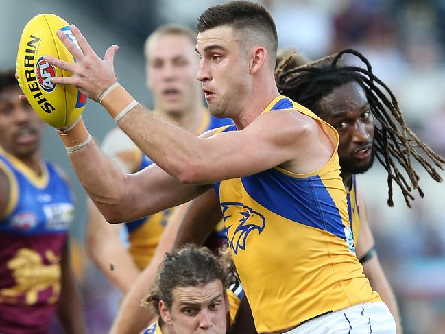 Elliot Yeo, who missed nine months of footy from last August, was one of the Eagles’ most prolific ballwinners on Saturday. (Photo by Jono Searle/AFL Photos/via Getty Images)