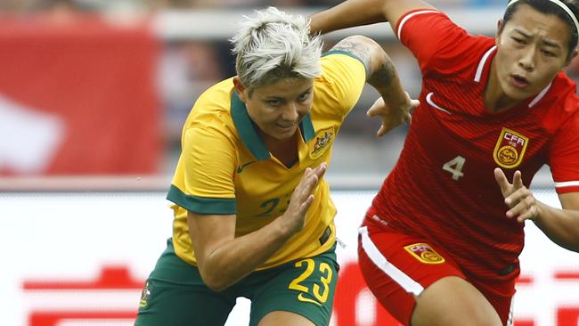 Michelley Heyman in action for the Matildas.