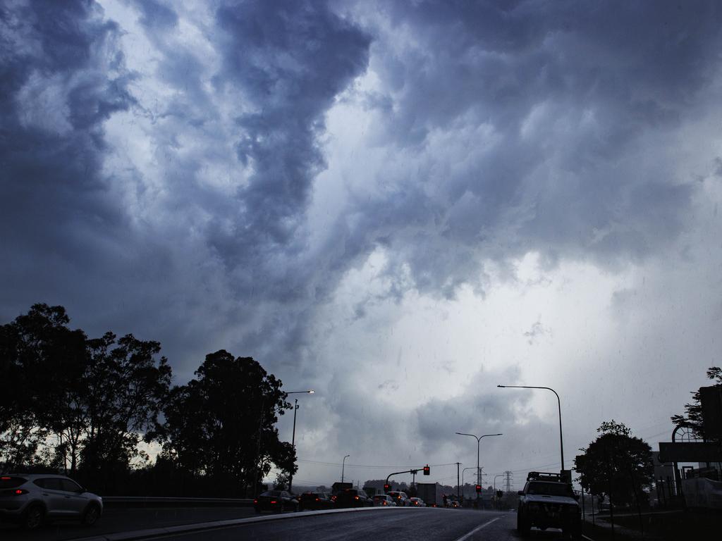 Qld Weather: Storms Ease But Warnings Remain For Damaging Winds | The ...