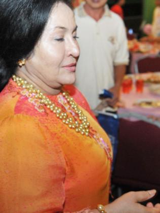 From Malaysia's 'first lady' to 'bag lady': why Rosmah Mansor's vast  collection of Hermes Birkins caused a social media storm